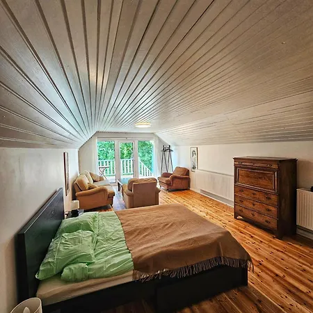Apartment Haapsalu Kanarbiku Paralepa