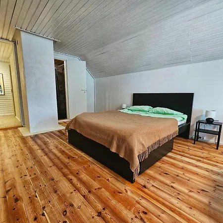 Apartment Haapsalu Kanarbiku Paralepa